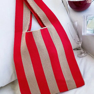 CONTRAST COLOR STRIPPED BAG